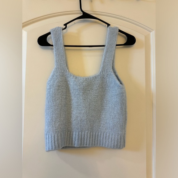 Zara top (NWT) - Picture 2 of 2